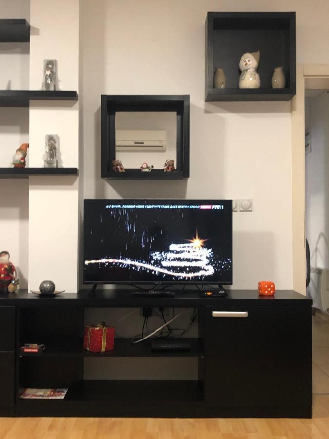 Apartman Nada ビイェリナ エクステリア 写真