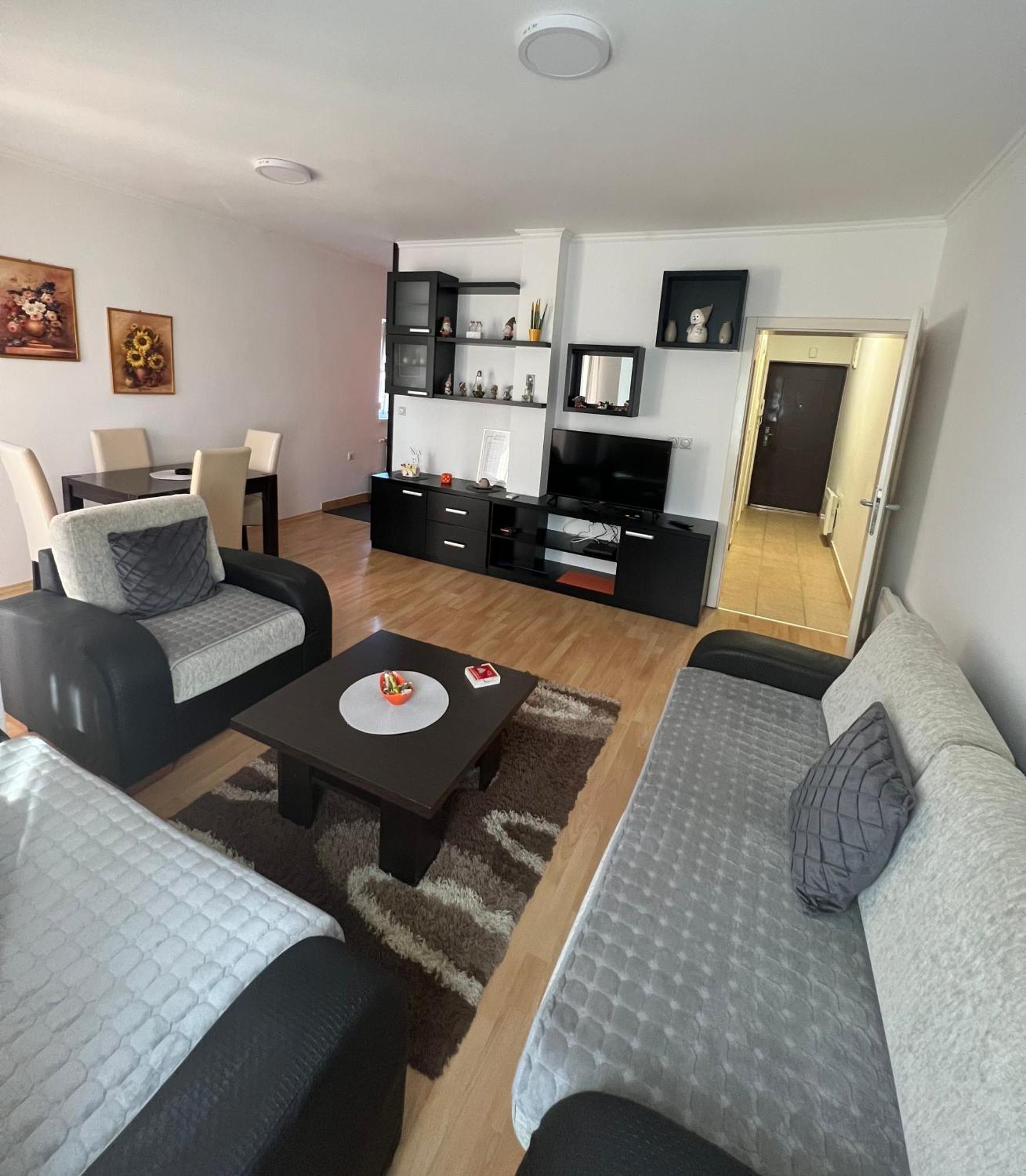Apartman Nada ビイェリナ エクステリア 写真